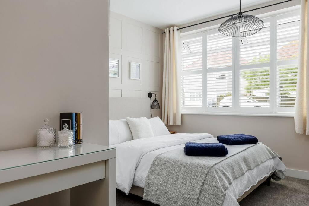 Modern 2 Bed, Cliff Top & Parking, F6 Bournemouth Exteriér fotografie