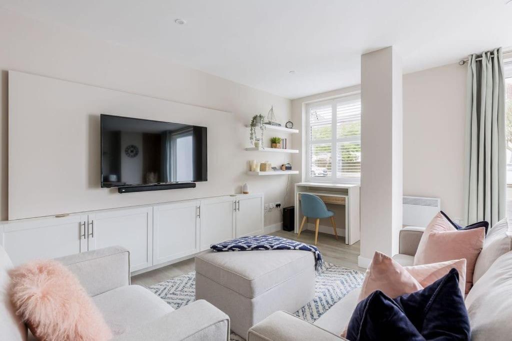 Modern 2 Bed, Cliff Top & Parking, F6 Bournemouth Exteriér fotografie