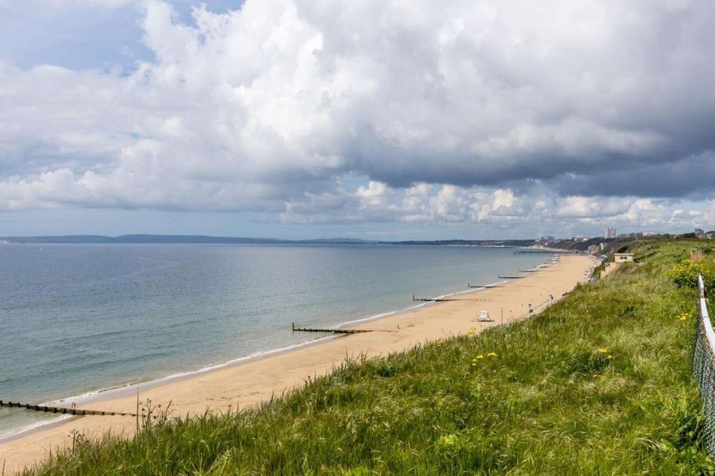 Modern 2 Bed, Cliff Top & Parking, F6 Bournemouth Exteriér fotografie